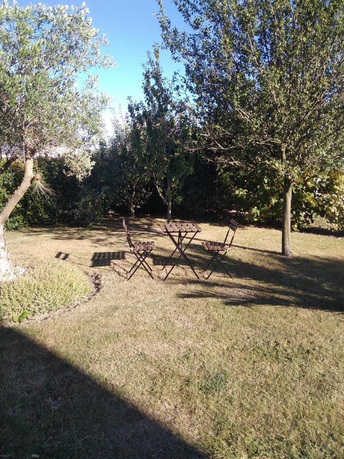 Chambre Agreable Au Calme Saint-Hilaire-Petitville Exterior photo