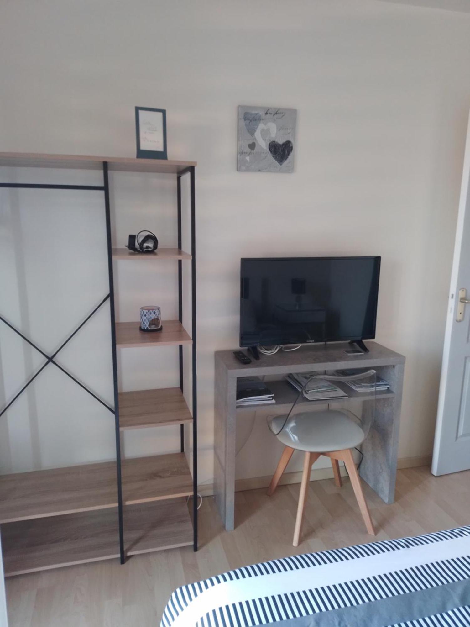 Chambre Agreable Au Calme Saint-Hilaire-Petitville Exterior photo