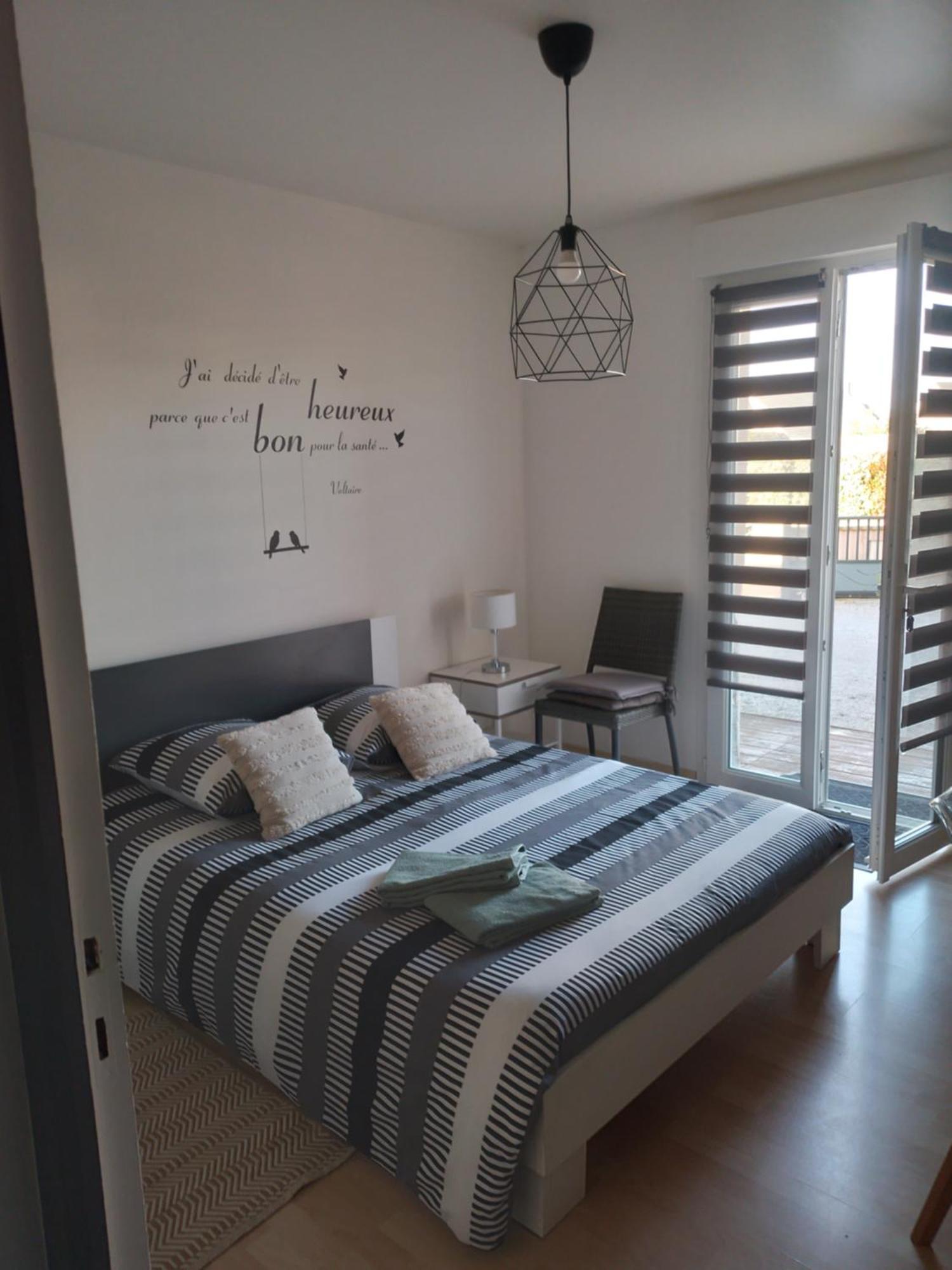 Chambre Agreable Au Calme Saint-Hilaire-Petitville Exterior photo